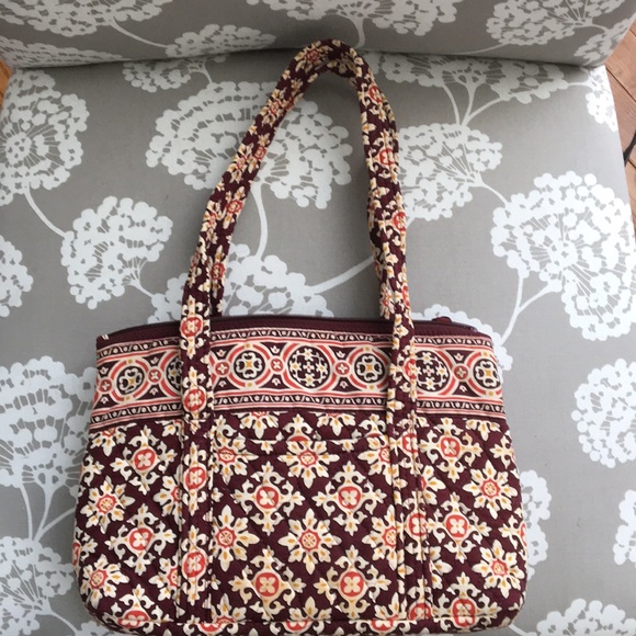 Vera Bradley Handbags - Vera Bradley small quilted purse